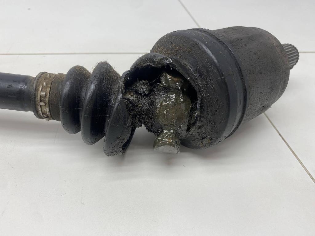 Полуось передняя левая, 10000 рублей, Пермь