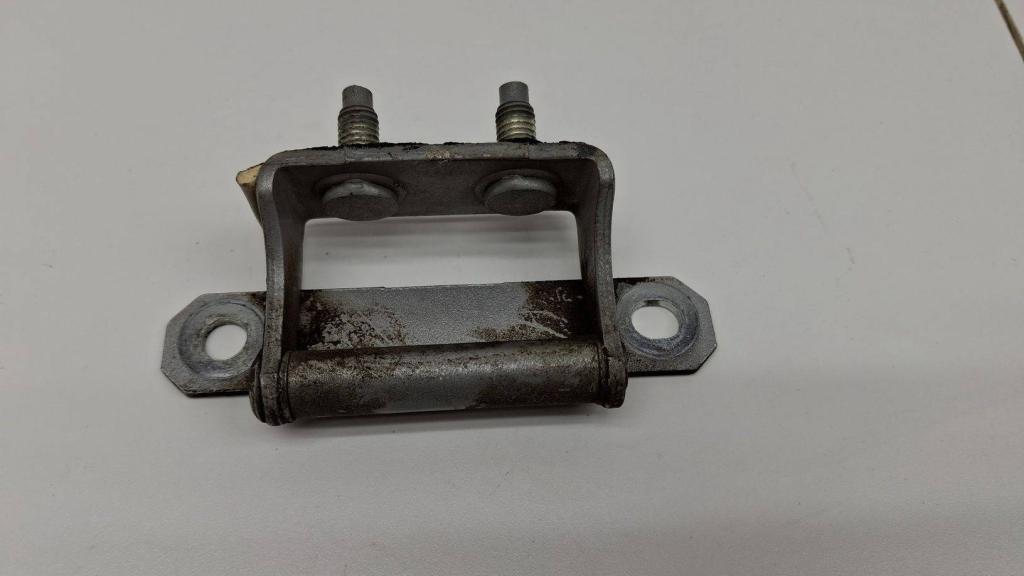 Петля двери багажника, 800 рублей, Пермь