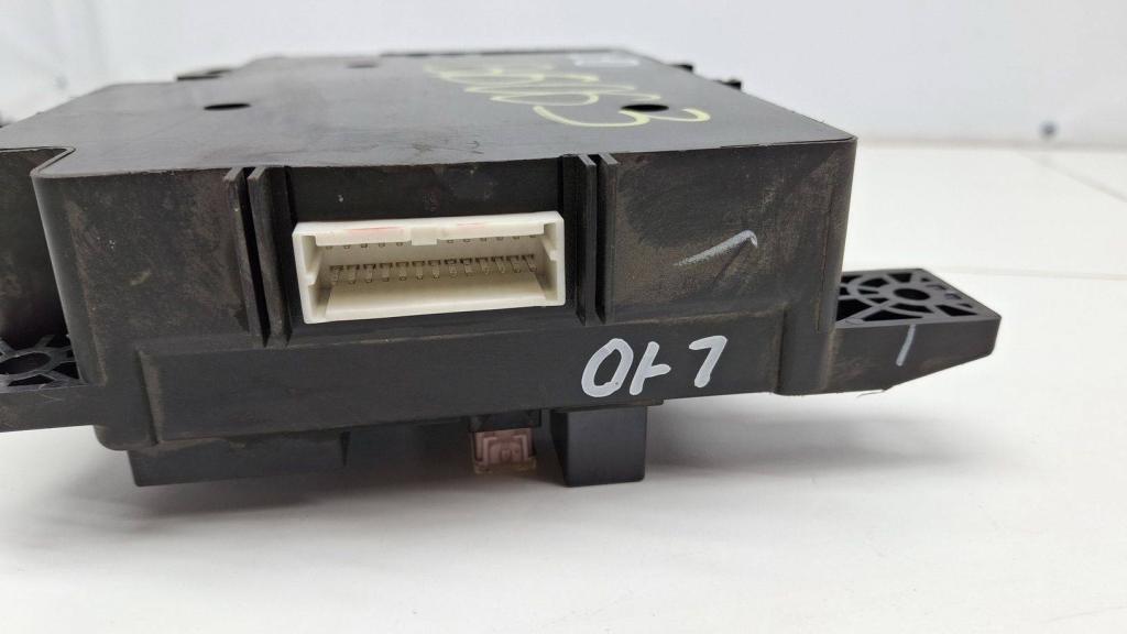 Блок предохранителей, 2000 рублей, Пермь