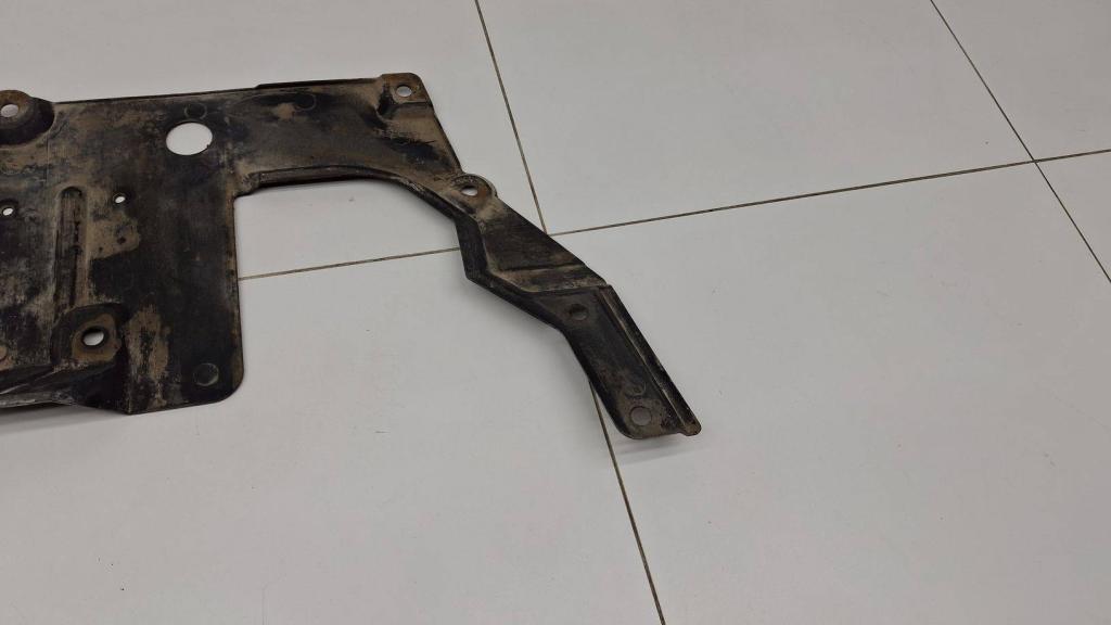 Пыльник двигателя центральный, 500 рублей, Пермь