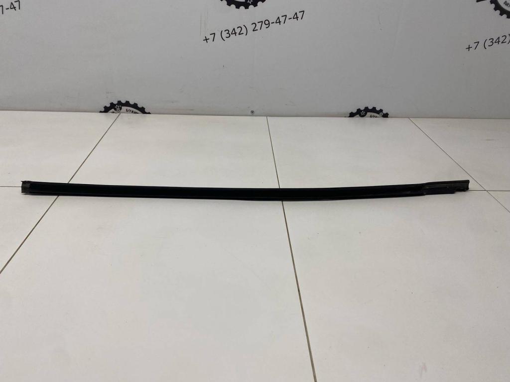 Накладка стекла переднего правого, 1000 рублей, Пермь