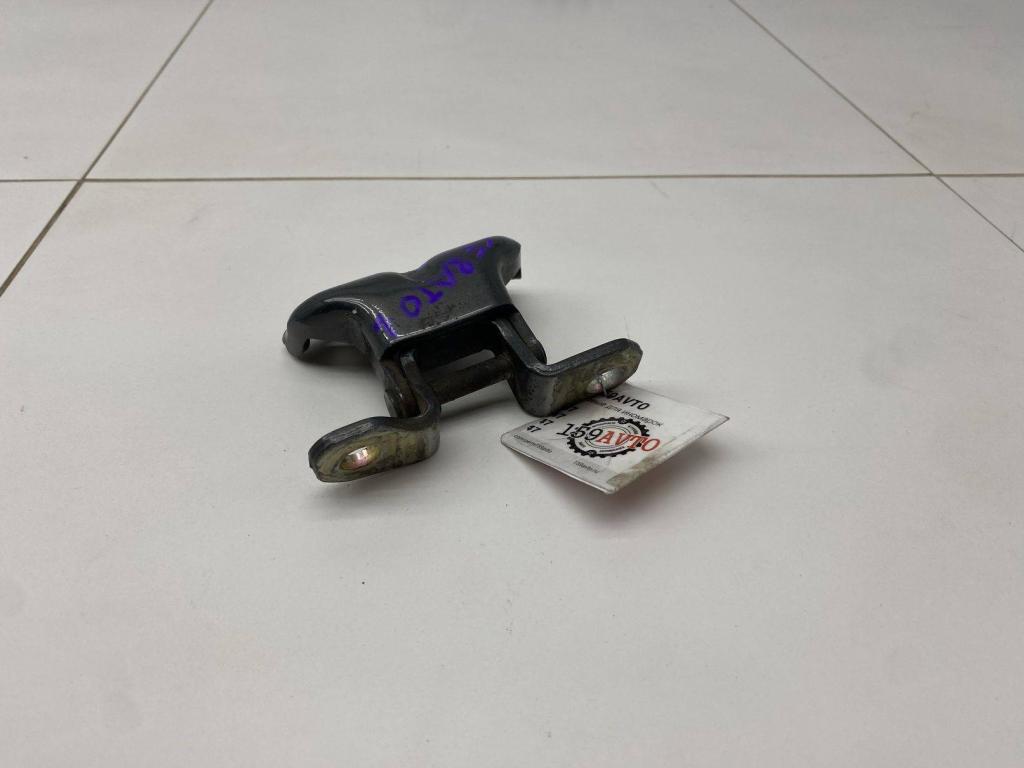 Петля двери задней левой верхняя, 500 рублей, Пермь