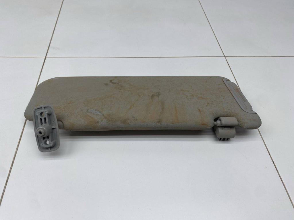 Козырек солнцезащитный левый, 2000 рублей, Пермь