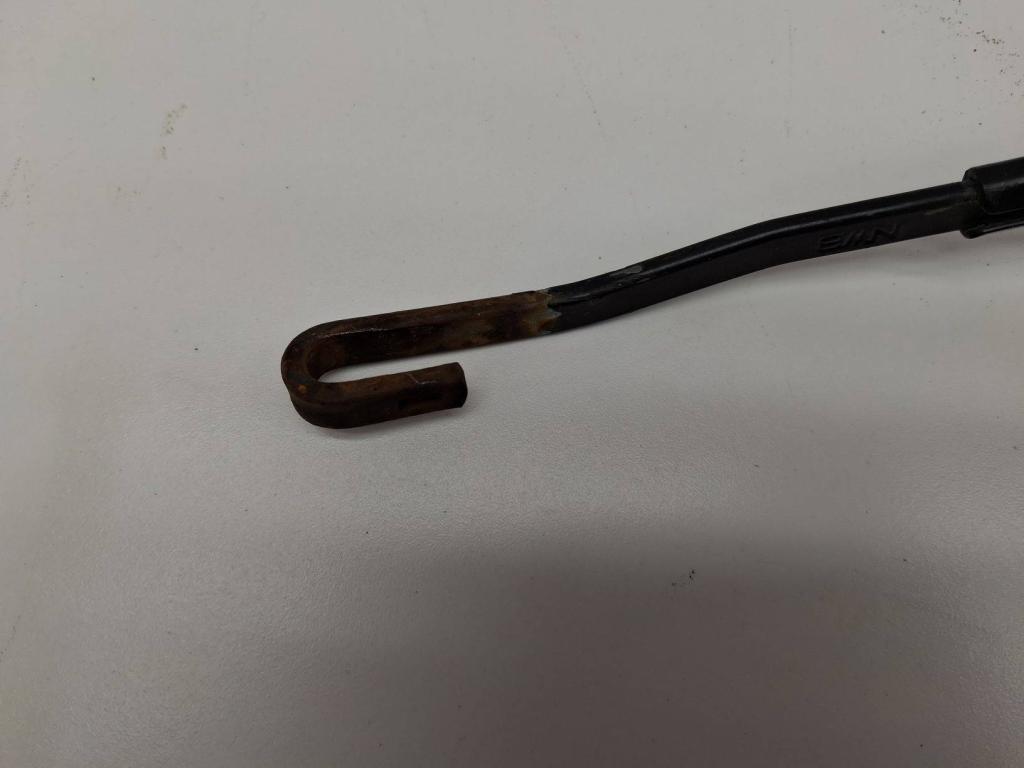 Поводок стеклоочистителя передний правый, 1000 рублей, Пермь