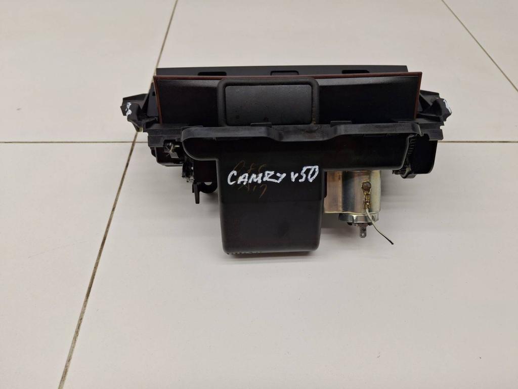 Пепельница передняя, 5000 рублей, Пермь