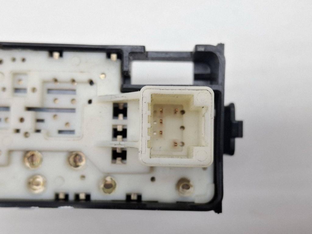 Кнопка стеклоподъемника, 550 рублей, Пермь