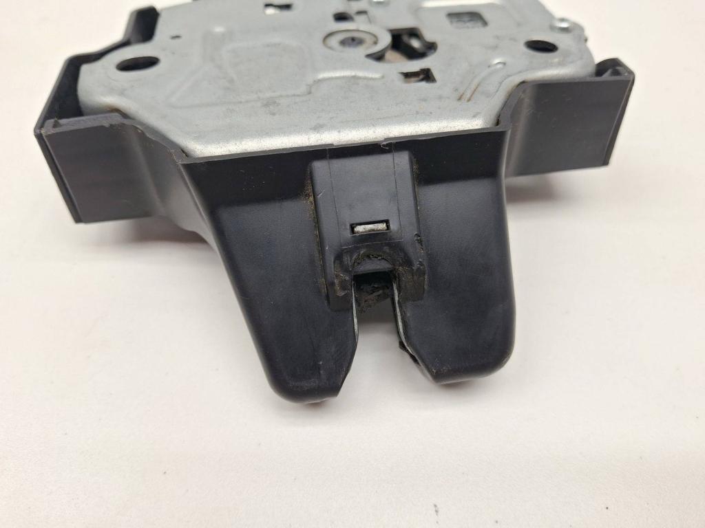 Замок багажника, 3800 рублей, Пермь