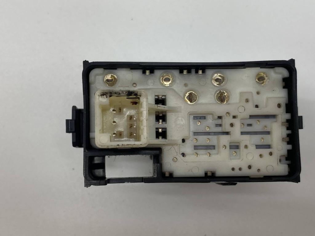 Кнопка стеклоподъемника, 550 рублей, Пермь