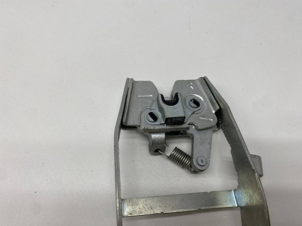 Замок спинки сиденья, 1000 рублей, Пермь