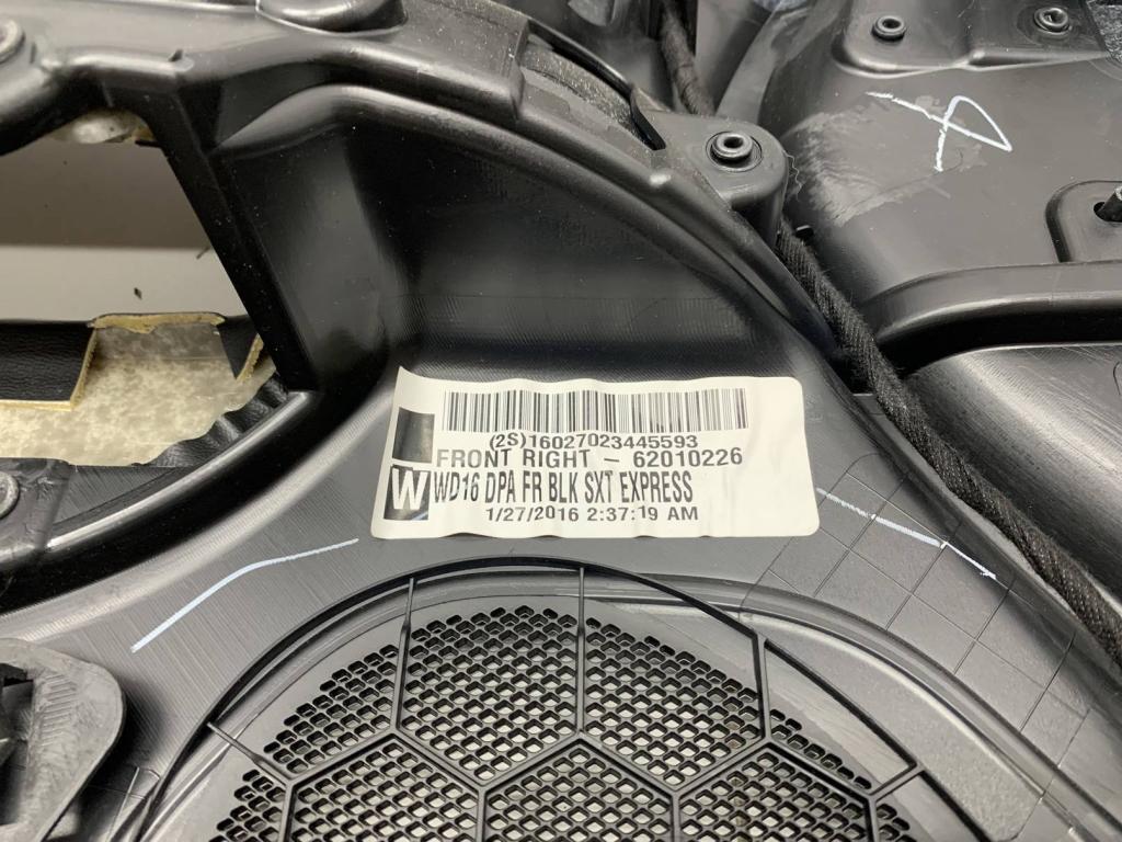 Обшивка двери передней правой, 8000 рублей, Пермь