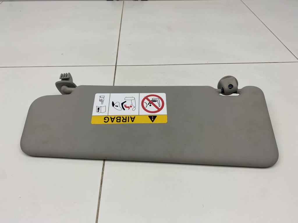 Козырек солнцезащитный правый, 500 рублей, Пермь