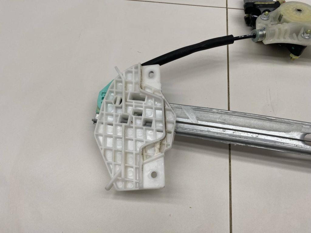 Стеклоподъемник передний левый, 10000 рублей, Пермь