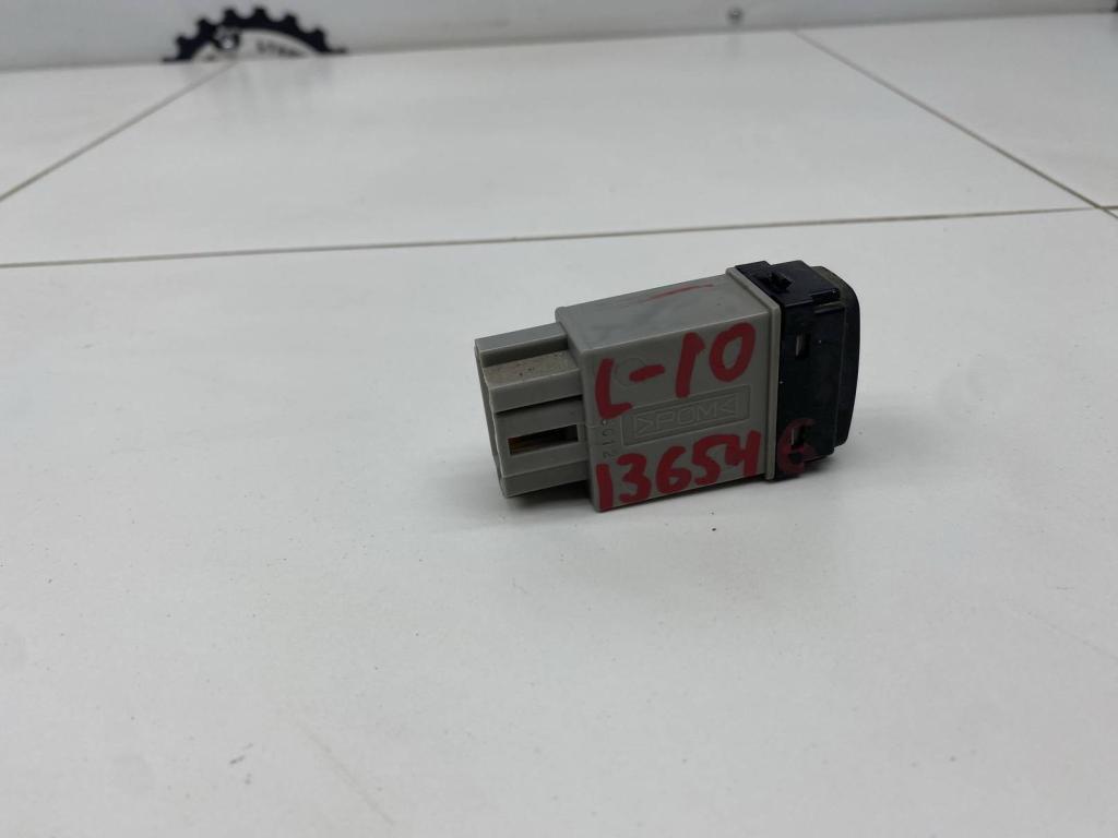 Кнопка корректора фар, 500 рублей, Пермь