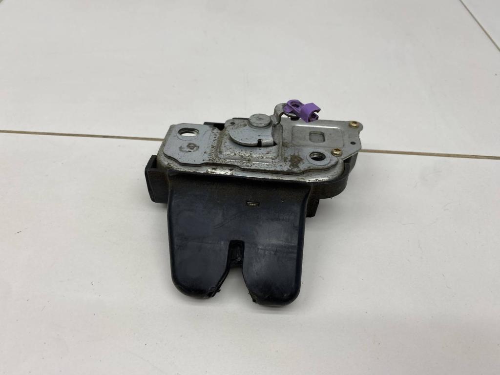 Замок багажника, 1500 рублей, Пермь