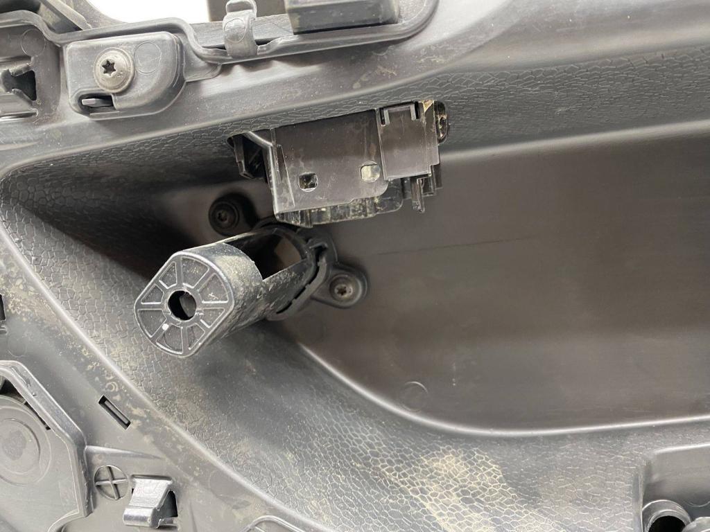 Обшивка двери передней левой, 1500 рублей, Пермь