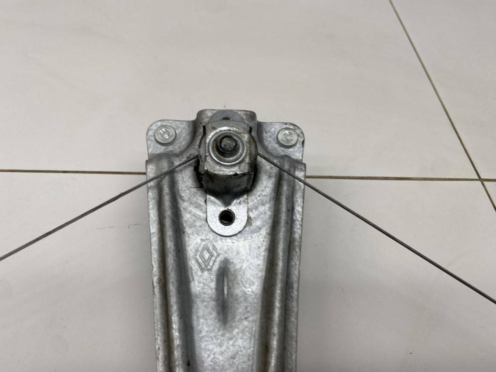 Стеклоподъемник механический задний правый, 500 рублей, Пермь