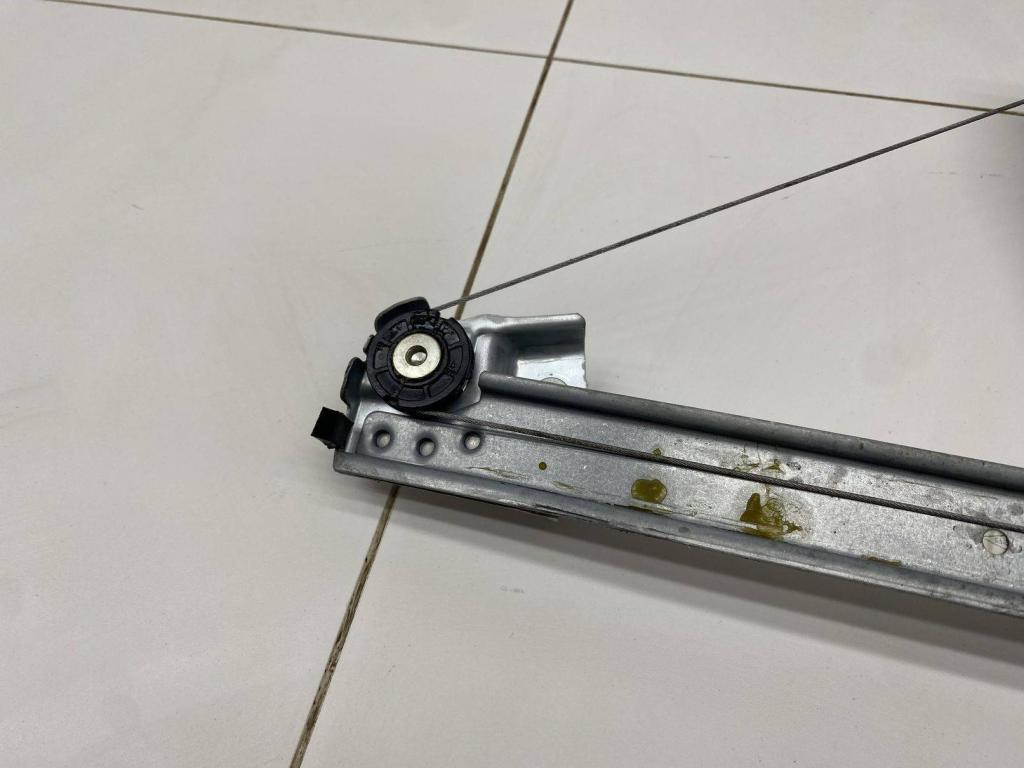 Стеклоподъемник механический задний правый, 500 рублей, Пермь