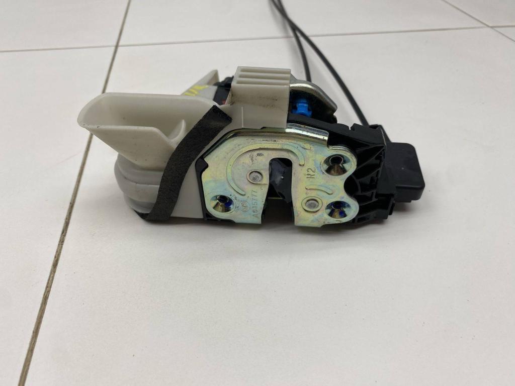 Замок двери передней правой, 10000 рублей, Пермь