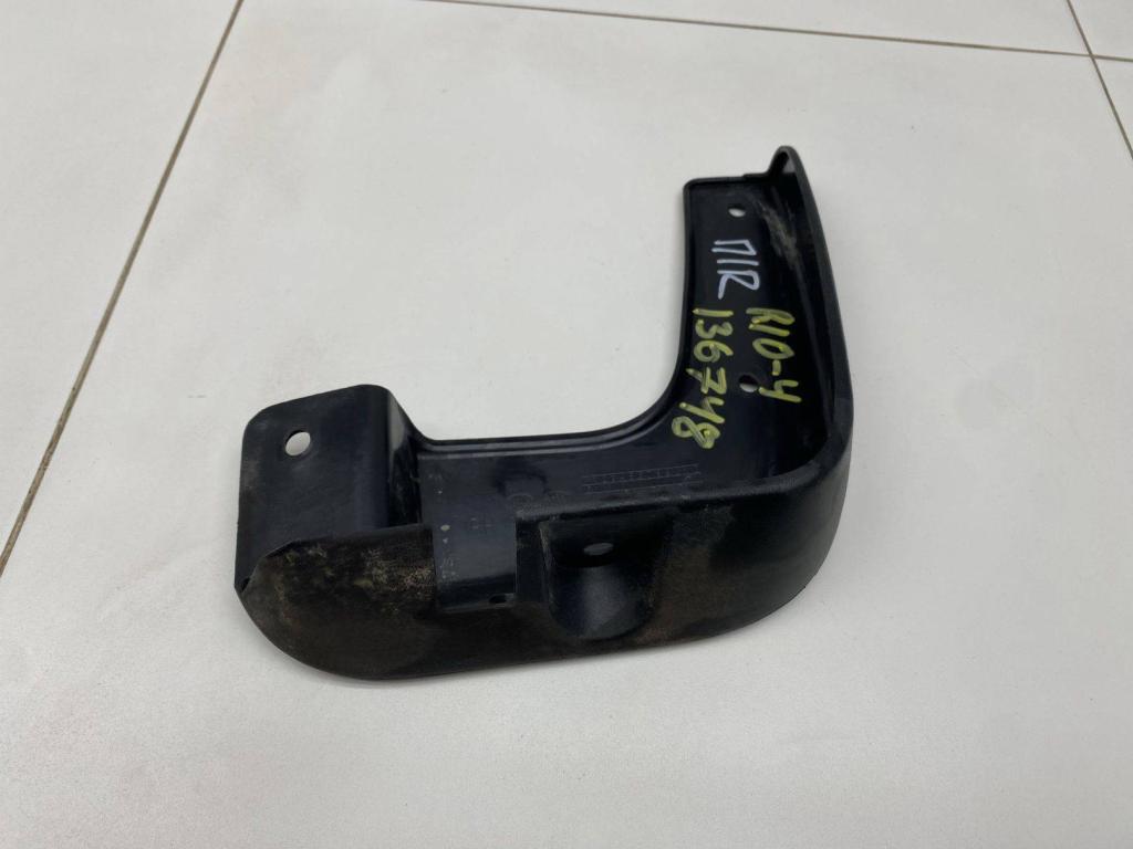 Брызговик передний правый, 500 рублей, Пермь