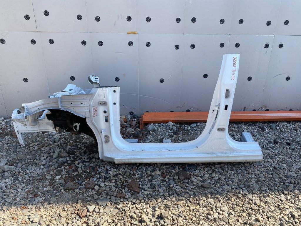 Порог со стойкой левый, 25000 рублей, Пермь