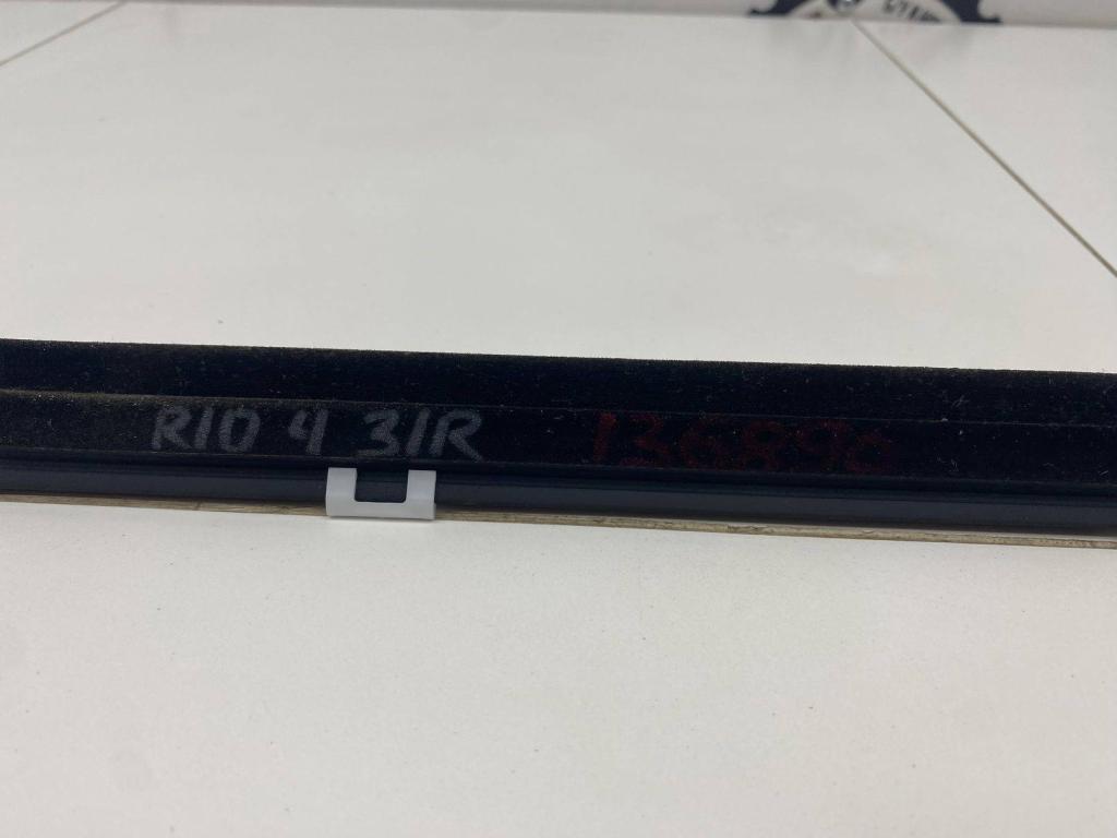 Накладка стекла заднего правого, 1500 рублей, Пермь