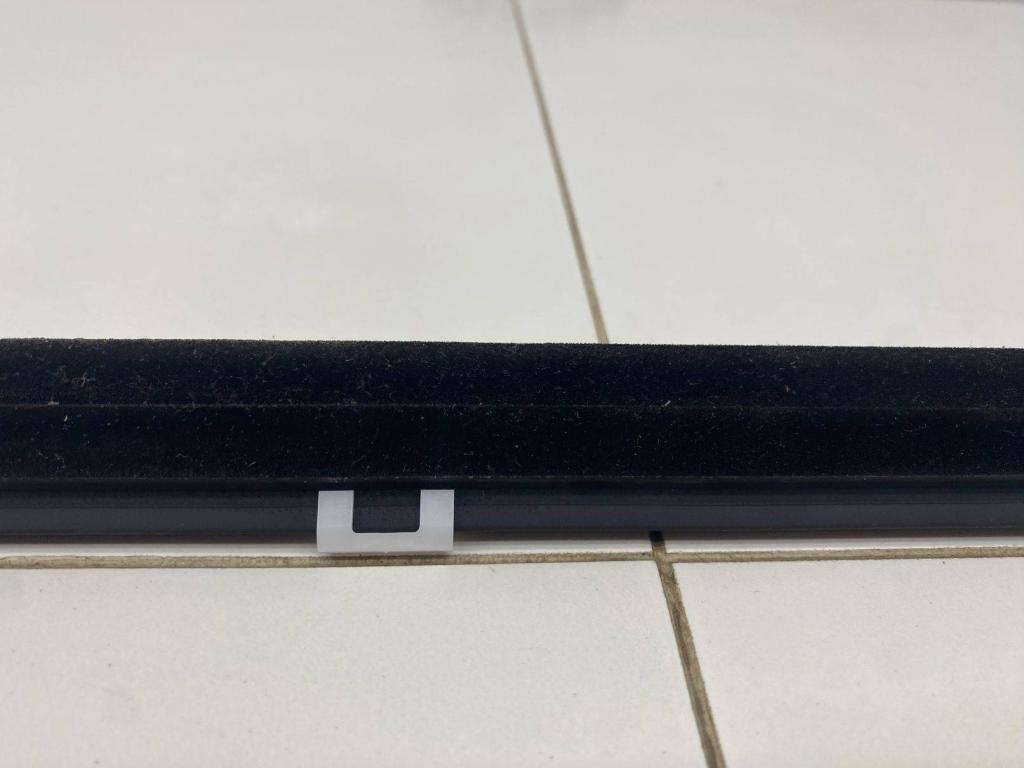 Накладка стекла заднего правого, 1500 рублей, Пермь