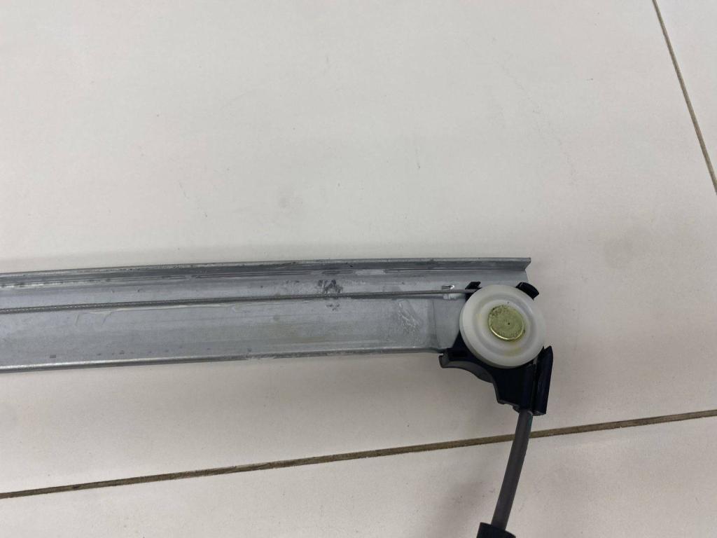 Стеклоподъемник механический задний правый, 5000 рублей, Пермь