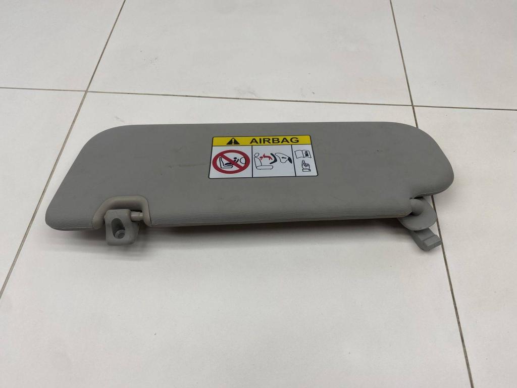 Козырек солнцезащитный правый, 1000 рублей, Пермь