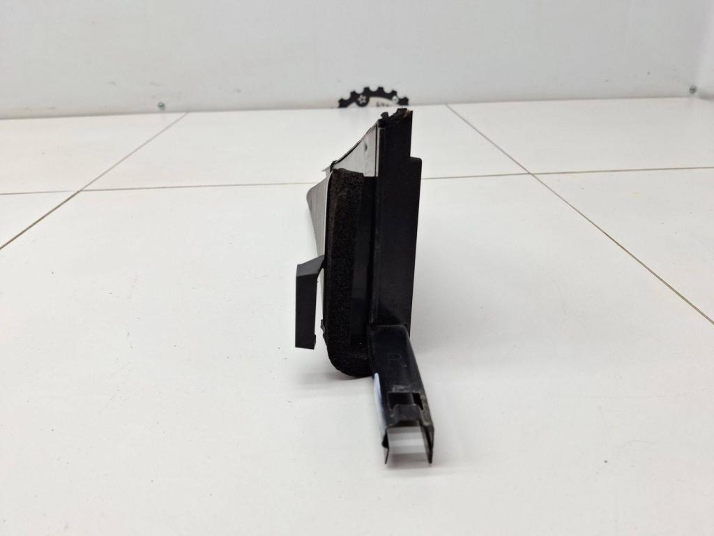 Накладка двери задней правой, 1000 рублей, Пермь