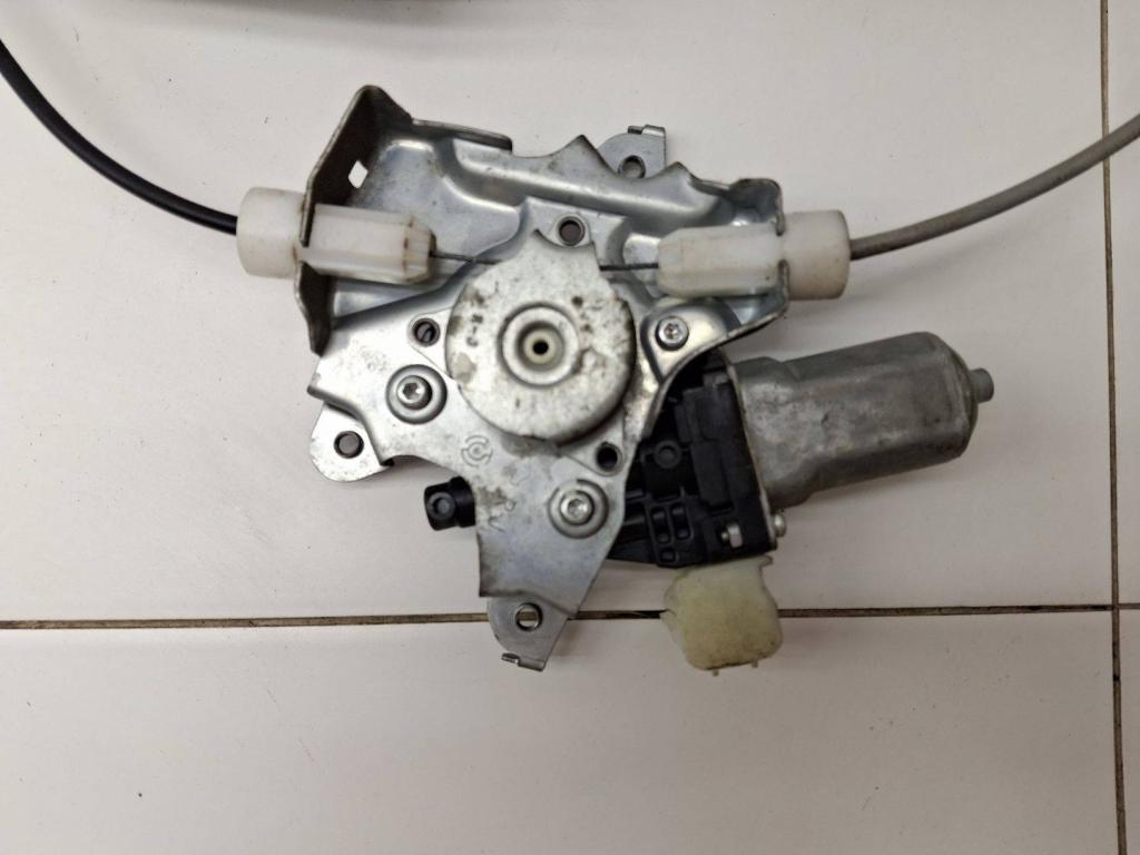 Стеклоподъемник задний правый, 1000 рублей, Пермь