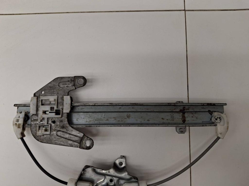 Стеклоподъемник задний правый, 1000 рублей, Пермь