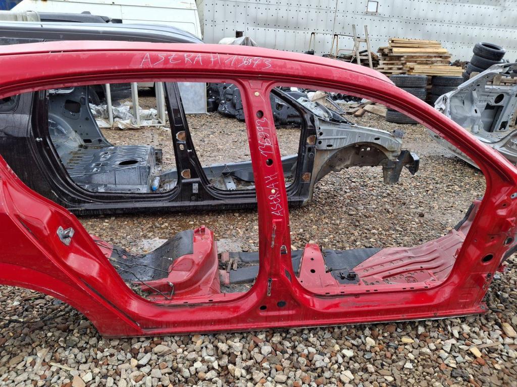 Порог со стойкой правый, 8000 рублей, Пермь