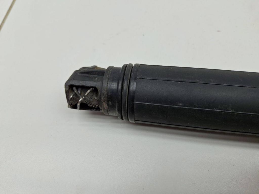 Амортизатор двери багажника, 15000 рублей, Пермь