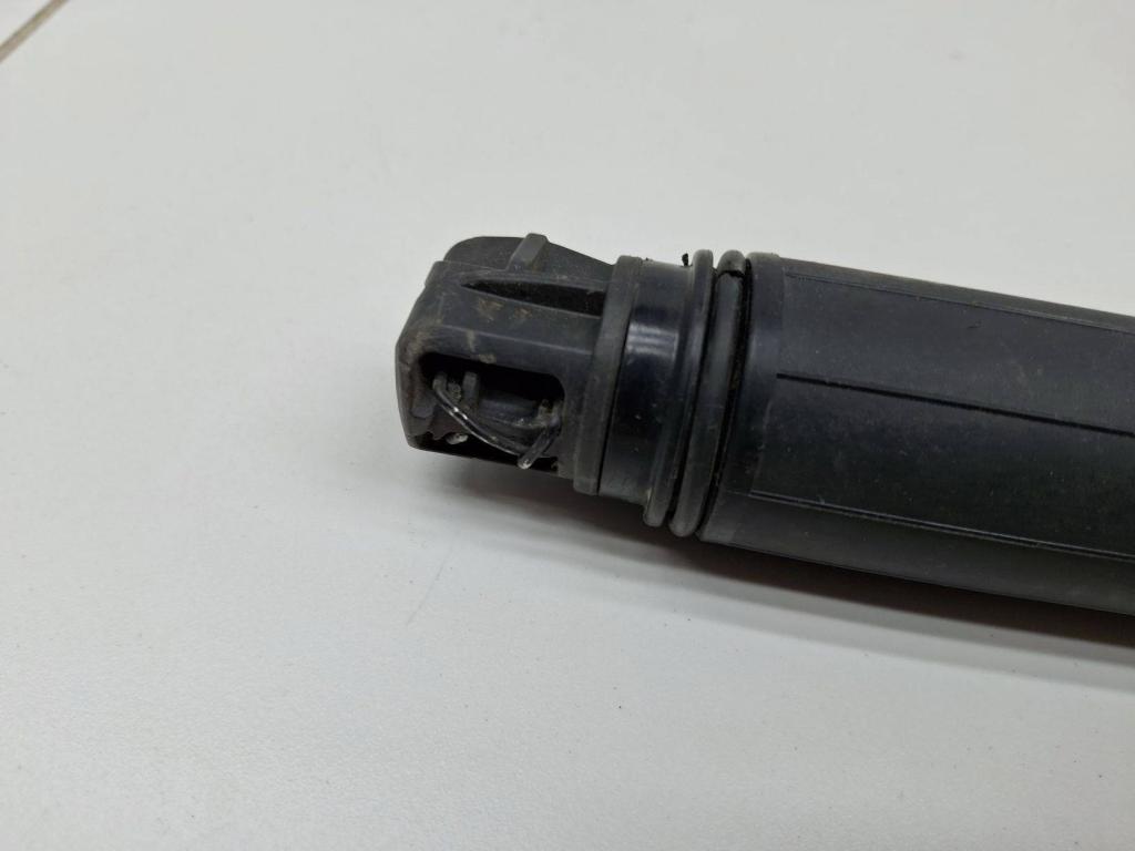 Амортизатор двери багажника, 10000 рублей, Пермь