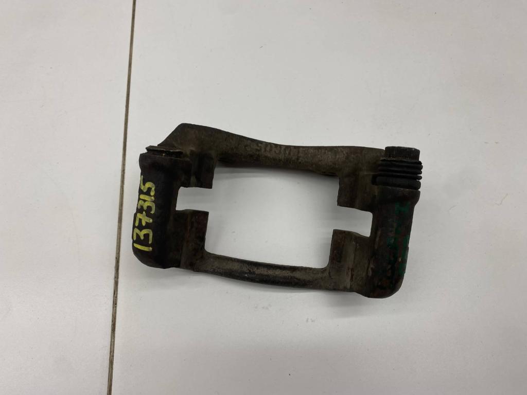 Скоба суппорта переднего, 1000 рублей, Пермь