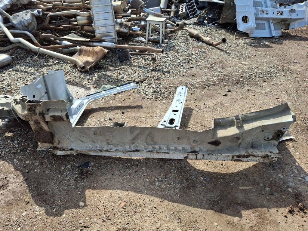 Порог со стойкой правый, 18000 рублей, Пермь