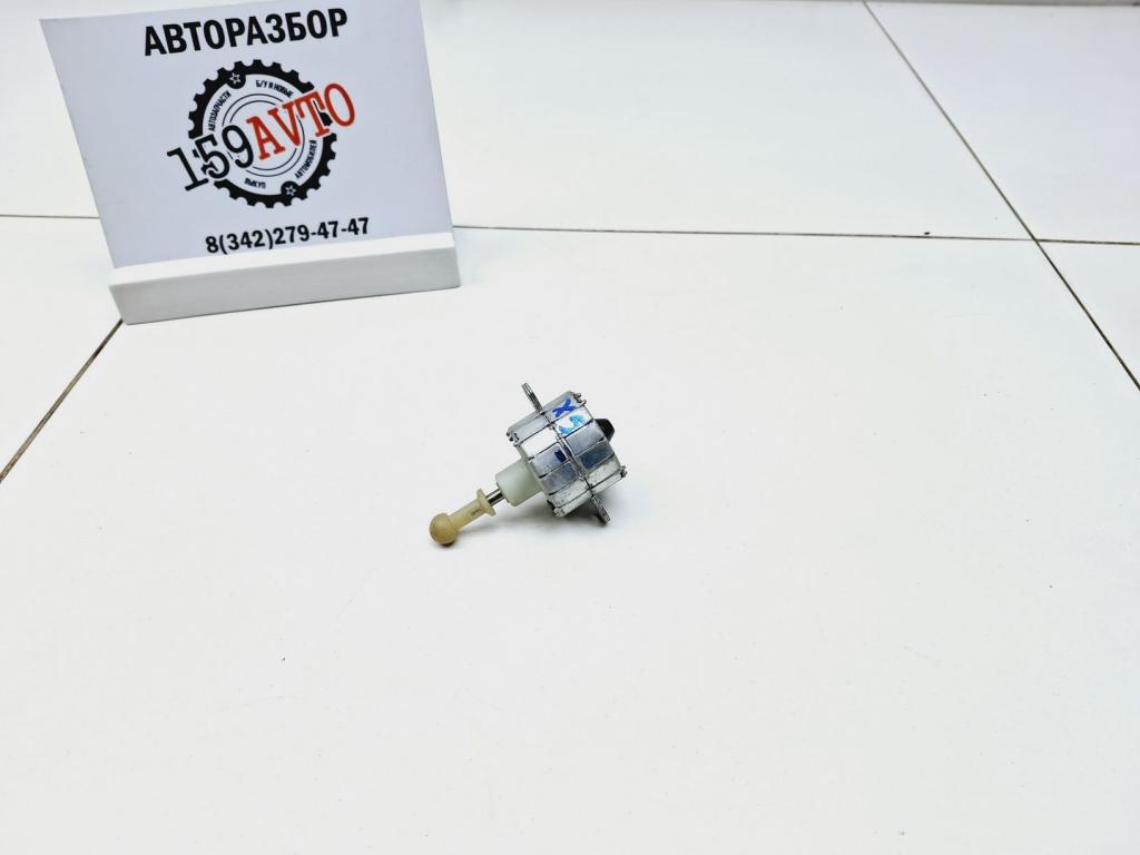 Моторчик корректора фары, 1000 рублей, Пермь