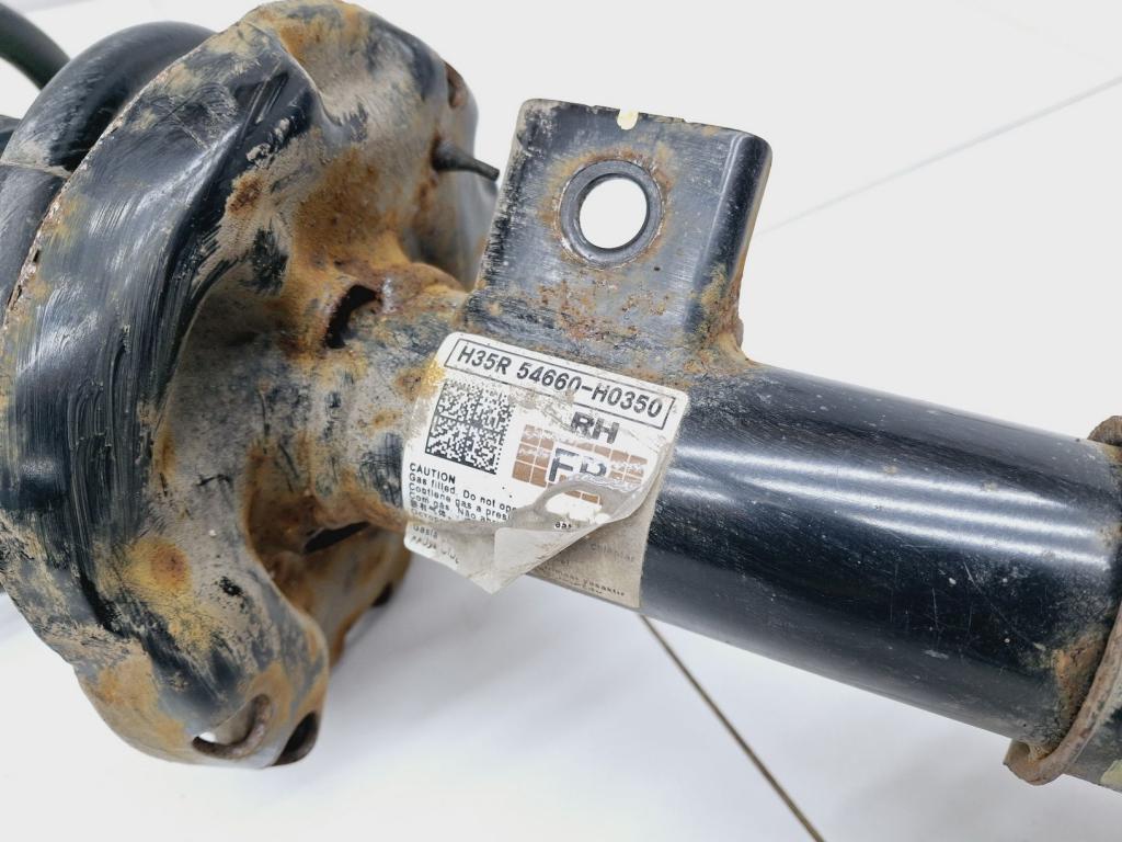 Амортизатор передний правый, 4500 рублей, Пермь