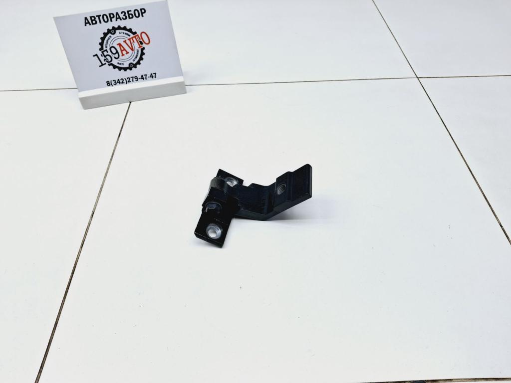 Петля двери задней левой нижняя, 2000 рублей, Пермь