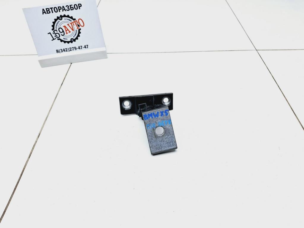 Петля двери передней правой верхняя, 2000 рублей, Пермь