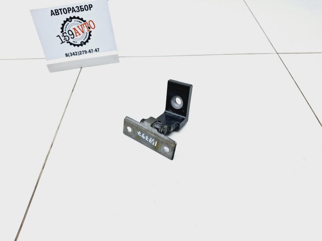 Петля двери передней правой нижняя, 2500 рублей, Пермь