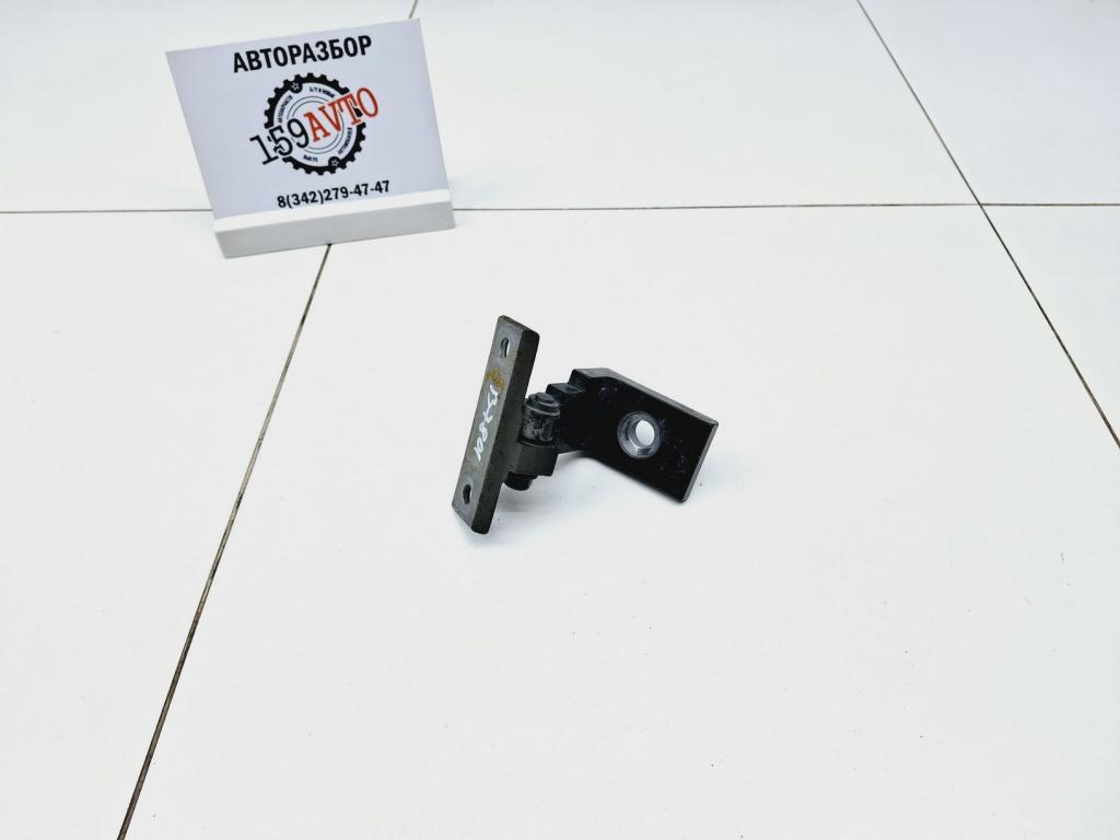 Петля двери передней левой нижняя, 2500 рублей, Пермь