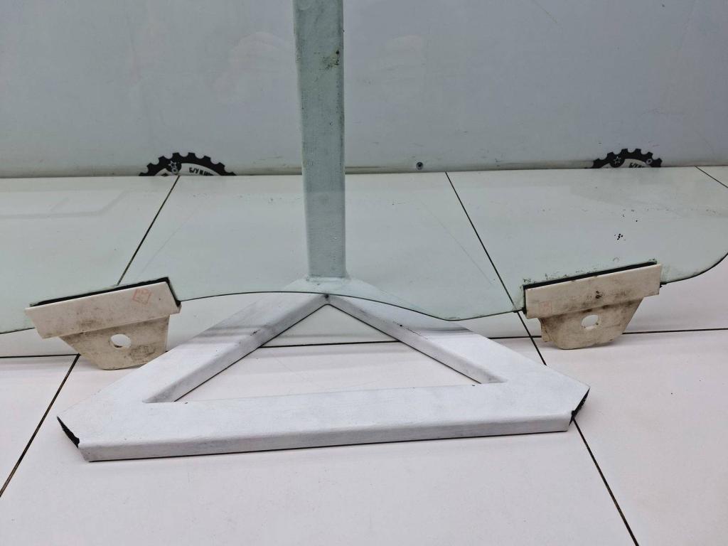 Стекло двери передней правой, 18000 рублей, Пермь