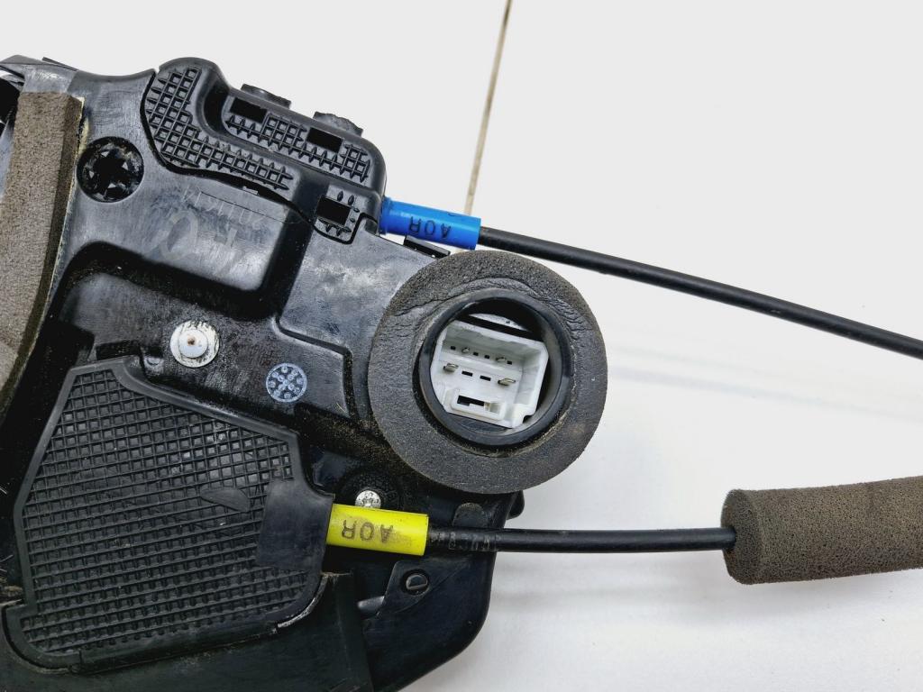 Замок двери задней правой, 1000 рублей, Пермь