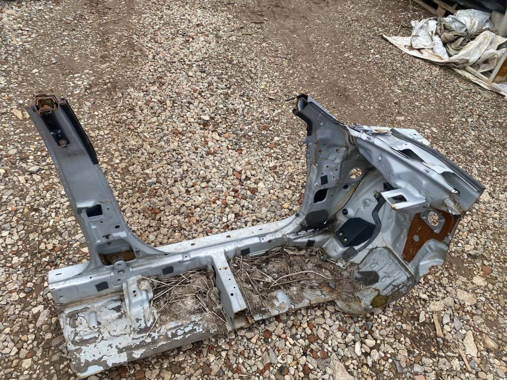 Порог со стойкой левый, 3000 рублей, Пермь