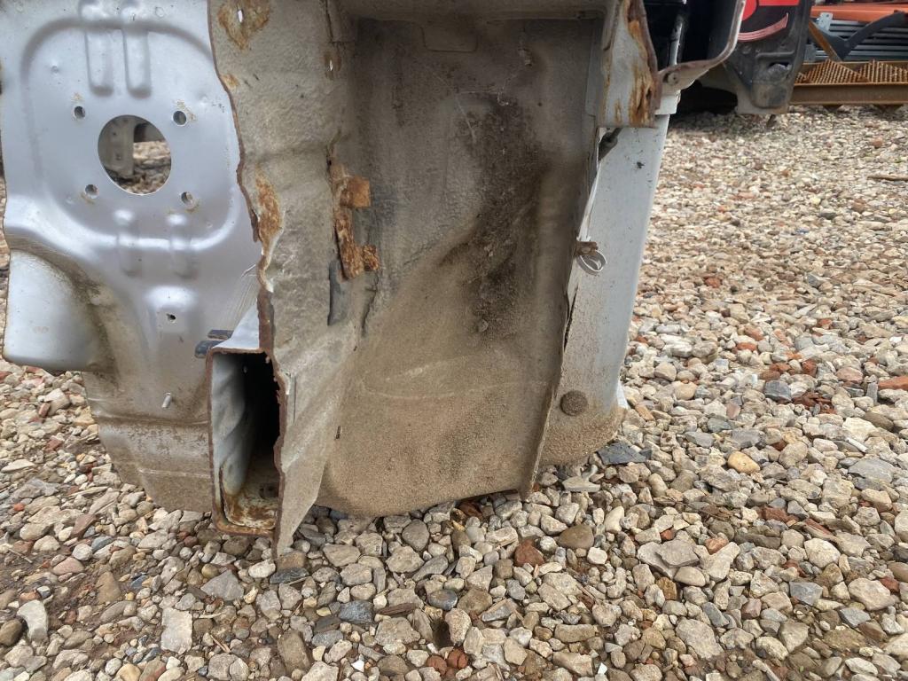 Порог со стойкой левый, 3000 рублей, Пермь