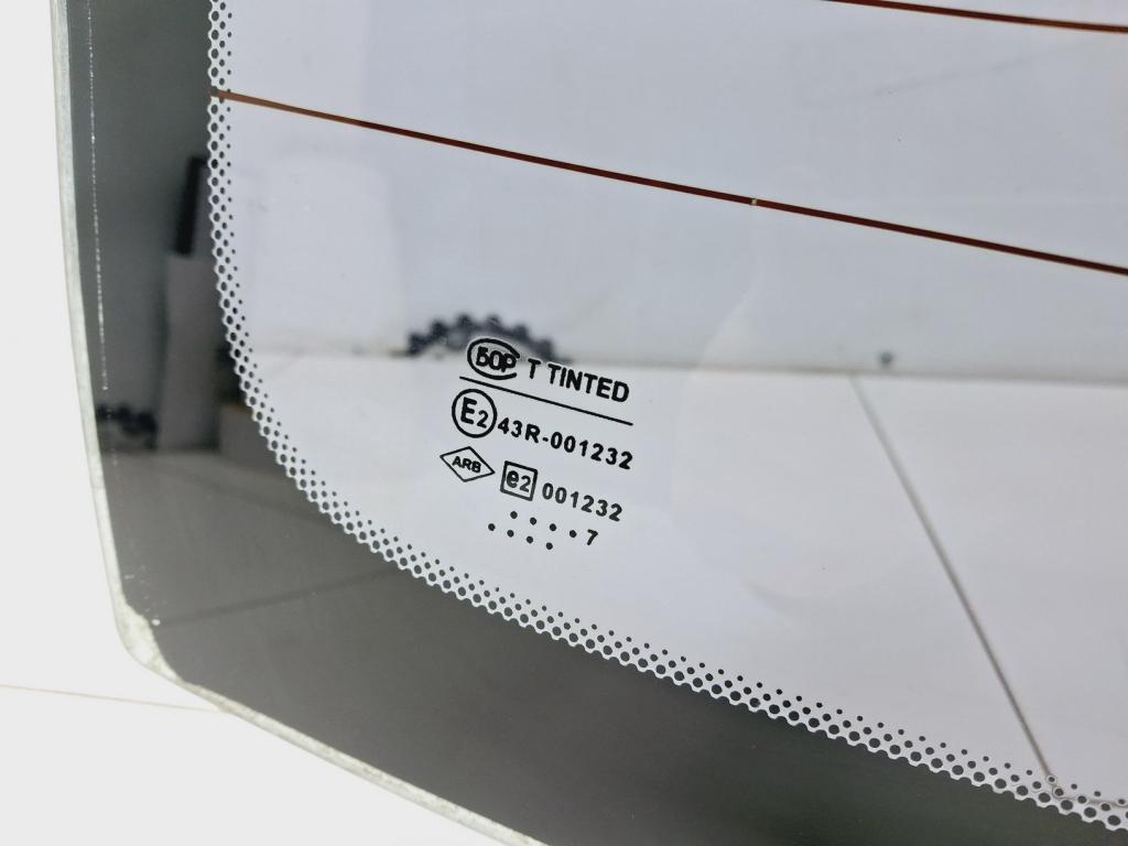 Стекло заднее, 1500 рублей, Пермь