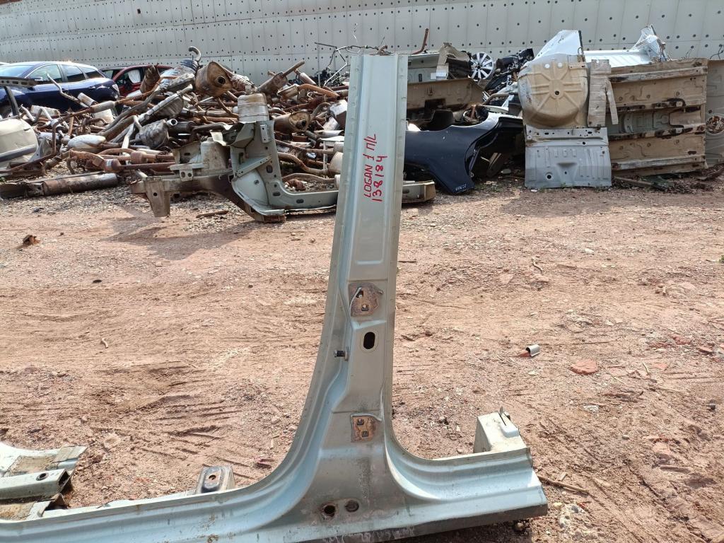 Порог со стойкой левый, 5000 рублей, Пермь