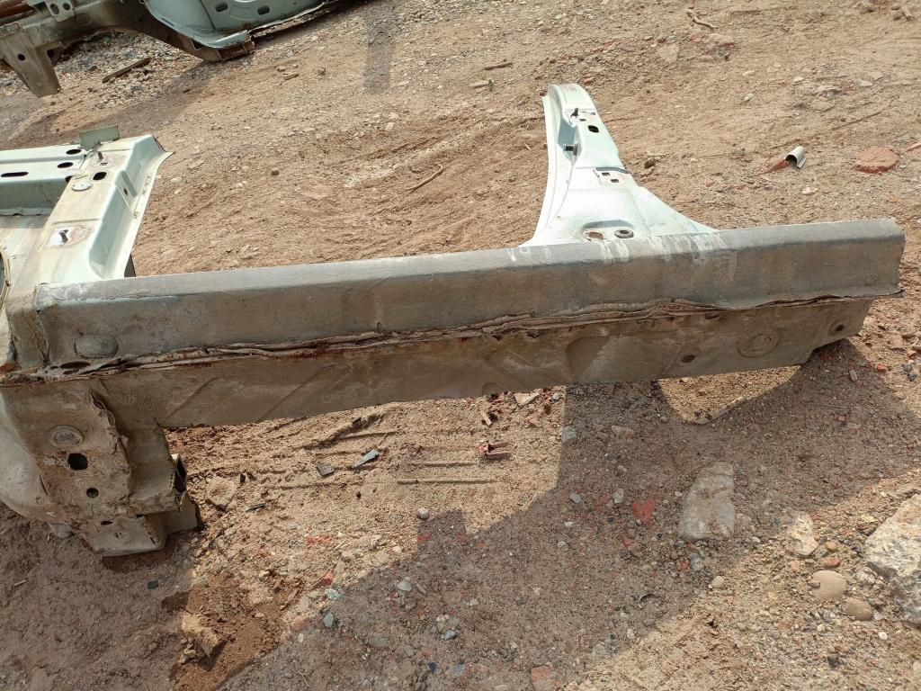 Порог со стойкой левый, 5000 рублей, Пермь