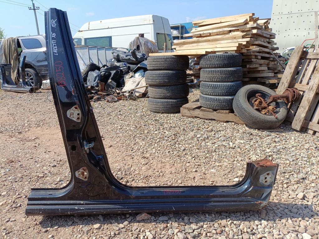 Порог со стойкой правый, 5000 рублей, Пермь